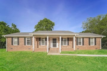 5815 Mallard Dr S Charlotte, NC 28227